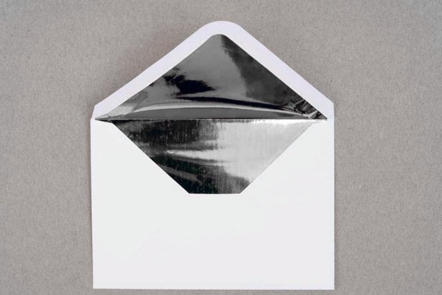 Envelopes DIN C5, brancos com forro prateado