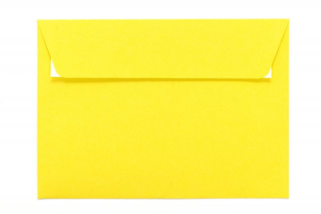Envelopes DIN C6 adesivos, amarelos