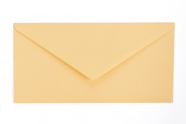 Envelopes DIN longos, açafrão