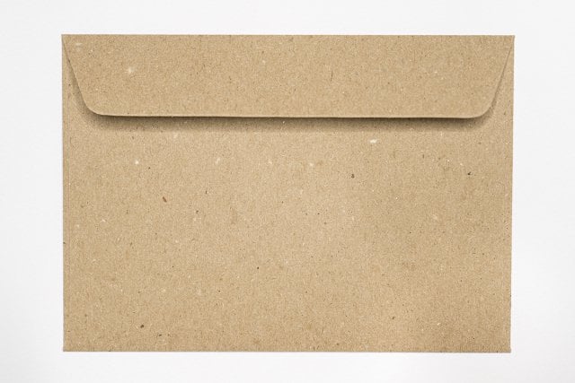Envelopes DIN C6 adesivos, papel kraft