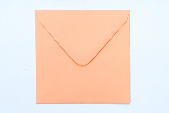 Envelopes quadrados 110x110 mm, salmão