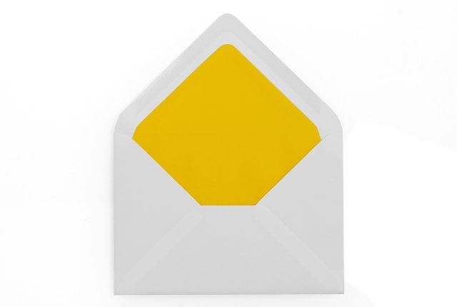 Envelopes DIN C6, brancos com forro amarelo