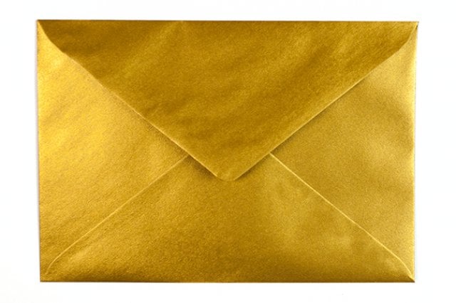 Envelopes DIN C5, dourados