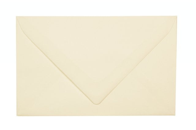Envelopes formato especial, creme
