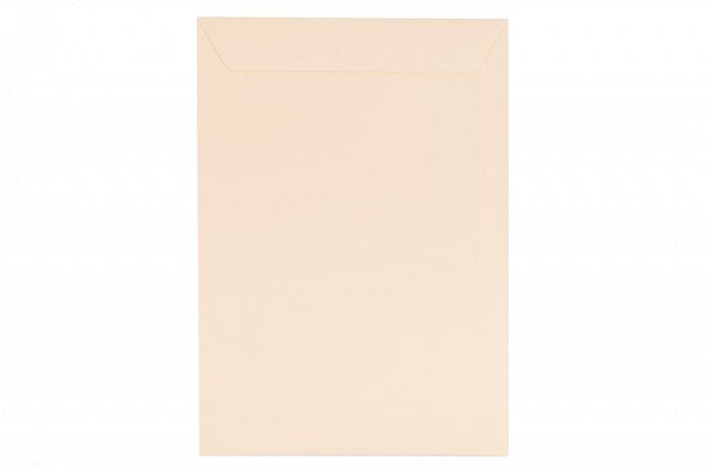 Envelopes DIN C4 adesivos, creme