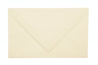 Envelopes formato especial, creme