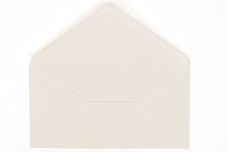 Envelopes DIN compridos, branco-creme com forro