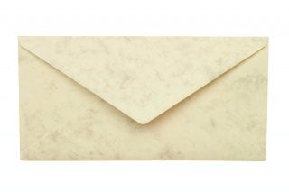 Envelopes DIN longos, creme marmoreado