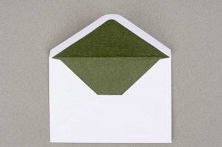 Envelopes DIN C6, brancos com forro verde