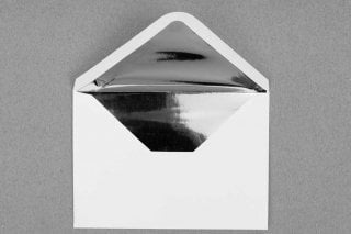 Envelopes DIN C6, brancos com forro prateado